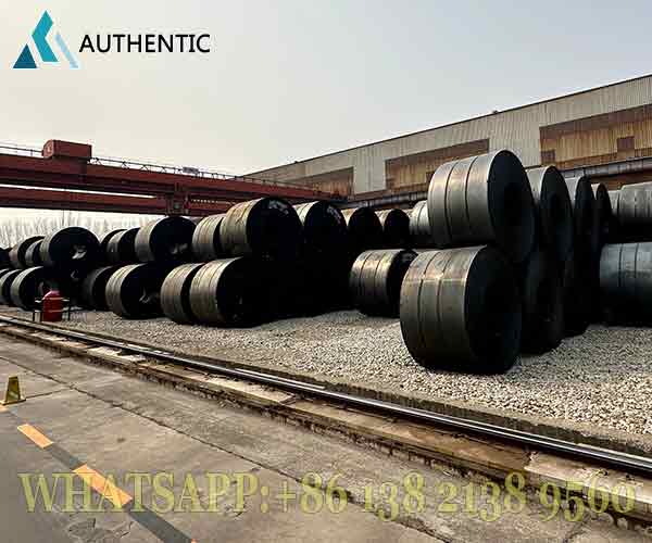 Fasilitas gudang Bobina HRC kami di Tianjin dengan kapasitas penyimpanan besar untuk menjamin stabilitas pasokan proyek Anda.