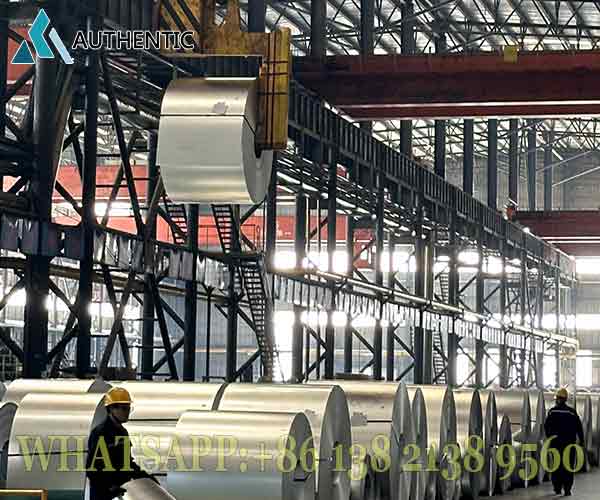 Proses penanganan Baja Lapis Aluminium Seng di lini produksi kami untuk memastikan kualitas produk tetap terjaga sebelum dikirim ke pelanggan.