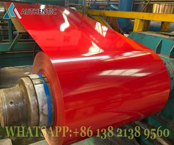 Proses roll forming menggunakan mesin modern untuk menghasilkan produk bahan atap spandek yang presisi, tebal full, dan memenuhi standar resmi SNI.